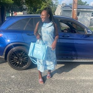 Meet your Posher, Lamera